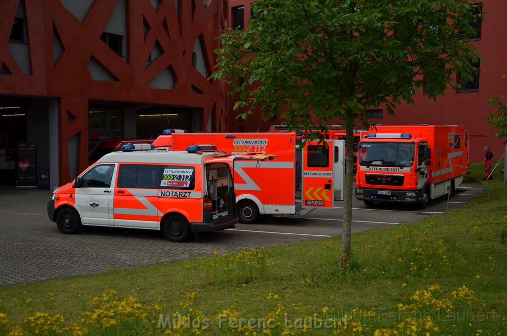 Tag der Offenen Tuer BF Koeln Weidenpesch Scheibenstr P029.JPG